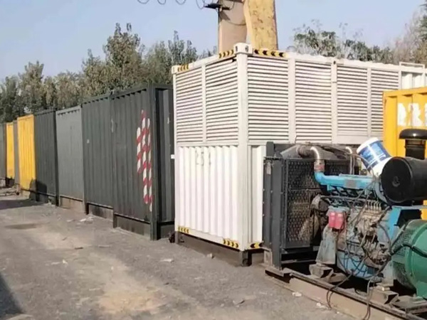 袁州200KW柴油发电机机组每小时油耗是多少?